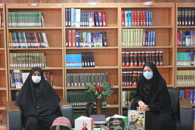 اهدا بیش از ۳۰۰ جلد کتاب کودک به کتابخانه های عمومی استان ایلام