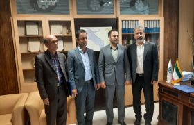 تجلیل از مدیر مسئول پایگاه خبری طلوع  ایلام به مناسبت روز خبرنگار
