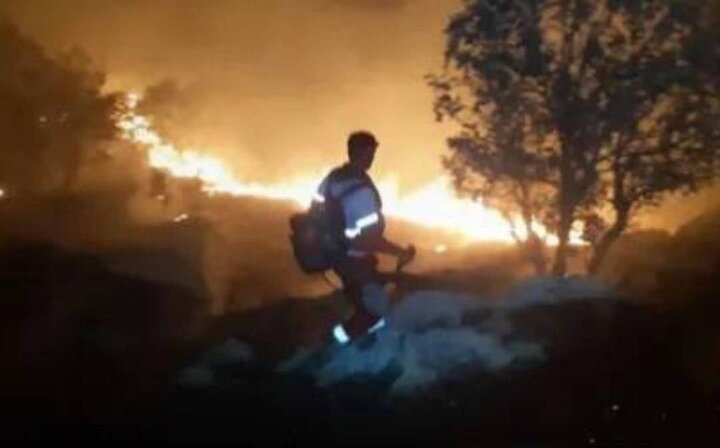آتشسوزی کوه چرمین پس از چند روز مهار شد