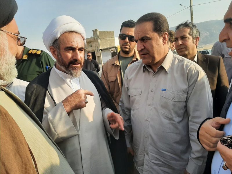مردم ایوان با عشق و افتخار در خدمت زائران اربعین هستند