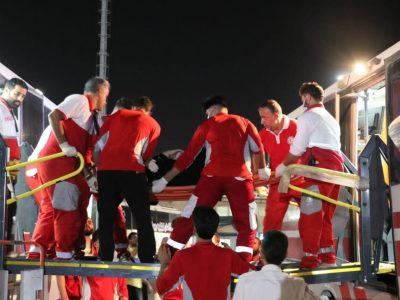 انتقال ۱۶ زائر مصدوم از عراق به مرز مهران