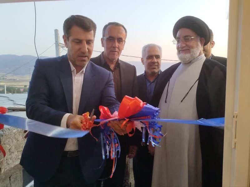افتتاح ۵۵ پنل خورشیدی و ۱۳ واحد مسکونی مددجویان در ایوان