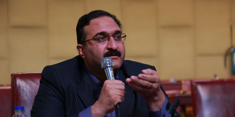 نماینده ایلام در شورای عالی استان‌ها: بیکاری و کمبود زیرساخت مهم‌ترین معضلات استان است