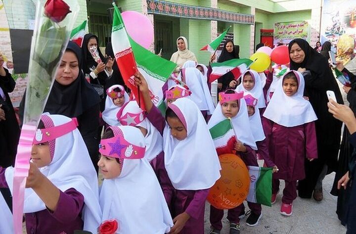 استاندار ایلام: دانش‌آموزان امروز، موتور پیشرفت ایران فردا هستند