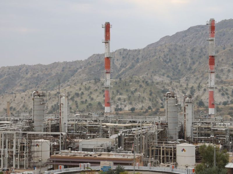تبدیل وضعیت ۱۶۲ ایثارگر به استخدام رسمی در شرکت پالایش گاز ایلام