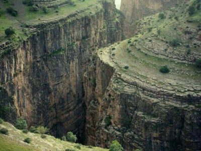 نجات دو گردشگر اصفهانی پس از ۲۰ ساعت عملیات سخت در «ویژدرون»