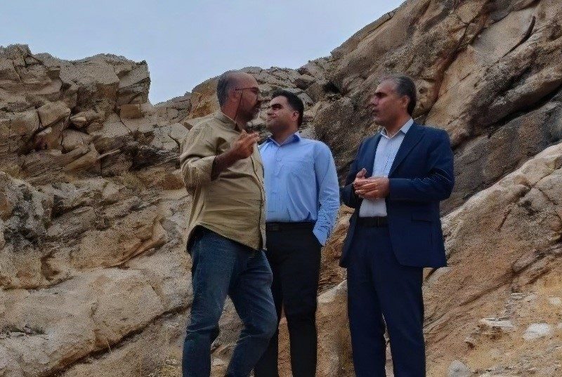فرایند کاوش معادن سنگ هخامنشی آبدانان سرعت میگیرد/ مطالبه عمومی برای ثبت جهانی