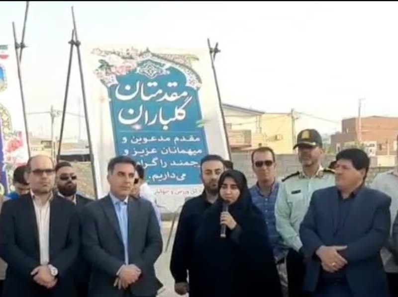 کلنگ احداث سالن اختصاصی بانوان در شهر مهران به زمین زده شد