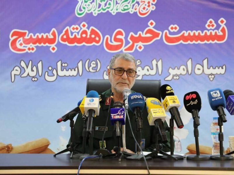 سردار حسینی: خدمت به زائران اربعین افتخار مردم و سپاه ایلام است