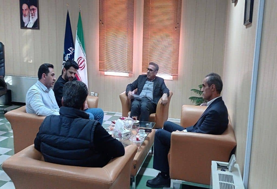 مدیریت جدید کشتارگاه سپیدمرغ مانشت ایوان با مدیرکل دامپزشکی ایلام دیدار کرد