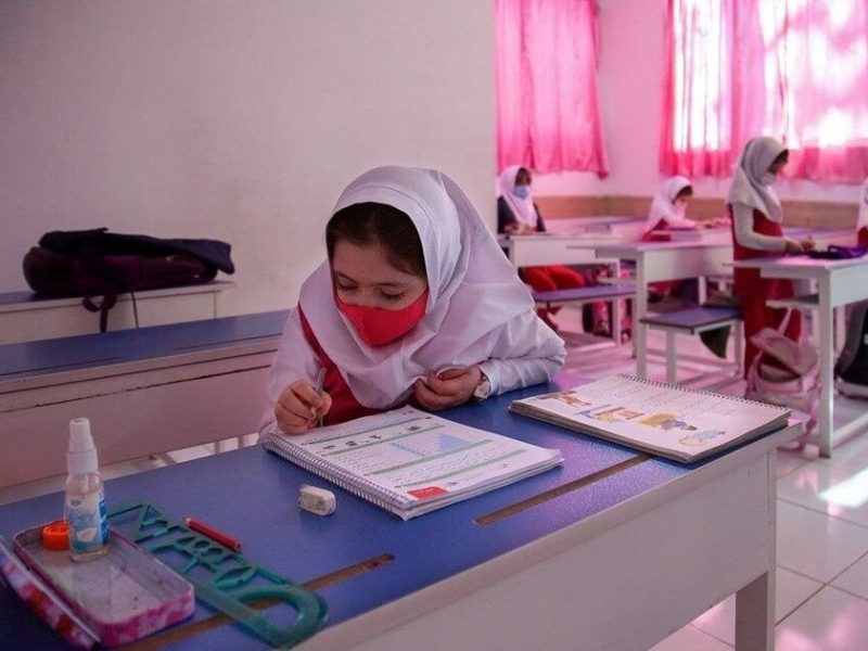 علومپزشکی ایلام: دانشآموزان دارای علائم آنفلوآنزا به مدرسه نروند